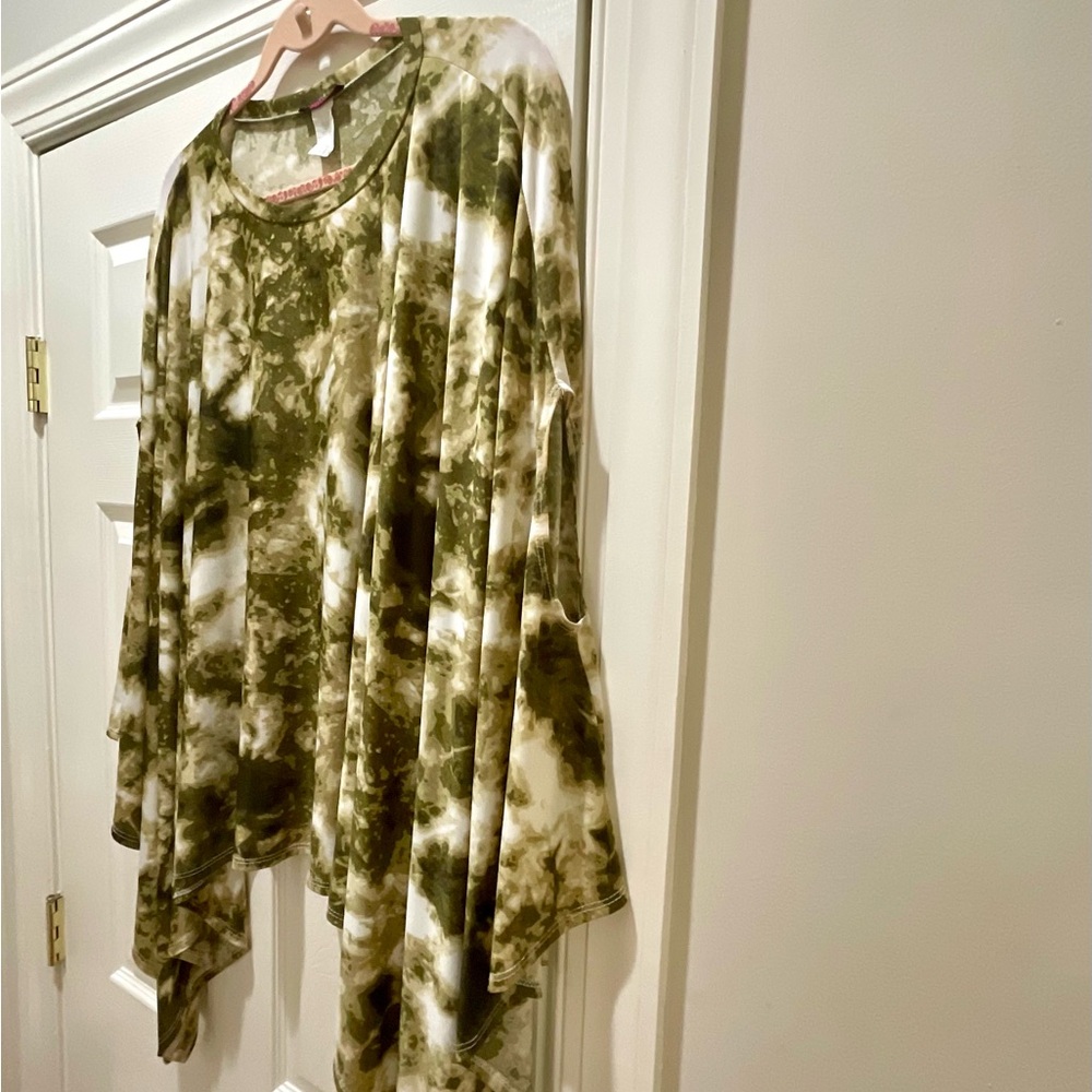 Blush Olive and Cream Tie-Dye Tunic - Picture 5 of 8